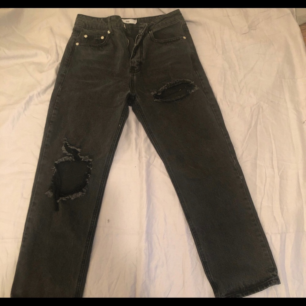 Adika jeans